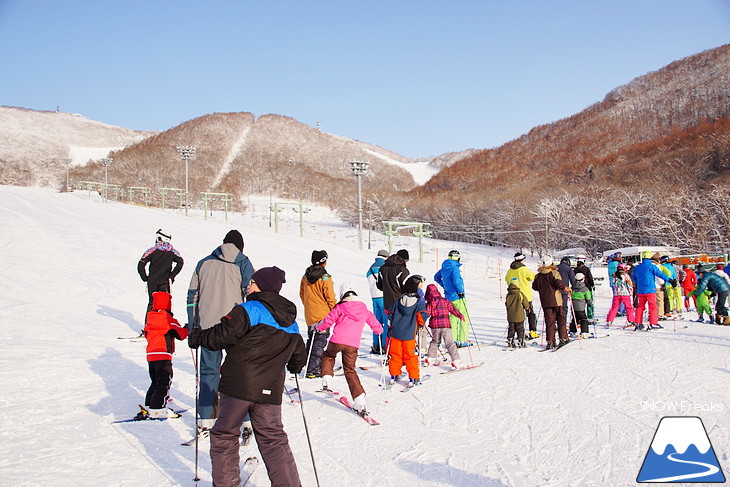 札幌藻岩山スキー場 『青空』が最高に似合うゲレンデ☆